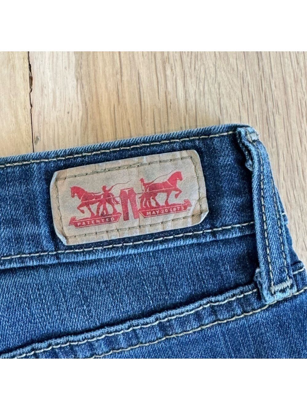 Levi’s 518 Superlow Dark Jeans Flare Wide Leg Size 32 - Picture 7 of 8